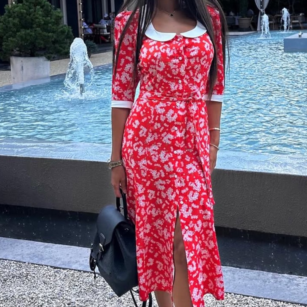 Floral Red Dress with White Accents - Picture 3 of 6